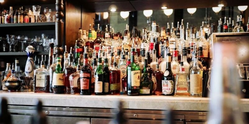 Symbolbild - Cannabis & Alkohol